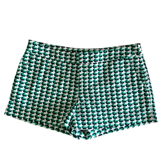 Joie Green and White Geometric Shorts - Picture 1 of 8